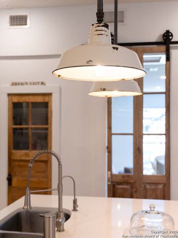 125 El Cerrito, San Antonio, TX 78232