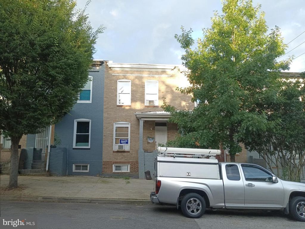 605 N EAST AVE, Baltimore, MD 21205