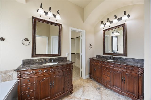 127 Stevenson Drive, Fate, TX 75087