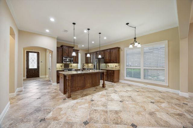 127 Stevenson Drive, Fate, TX 75087