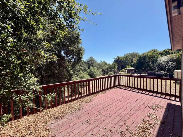 1916 Scenic Dr, Modesto, CA 95355