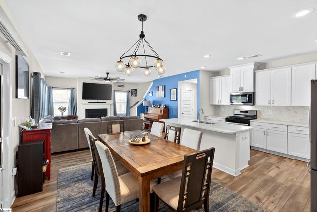 126 Layken Drive, Fountain Inn, SC 29644