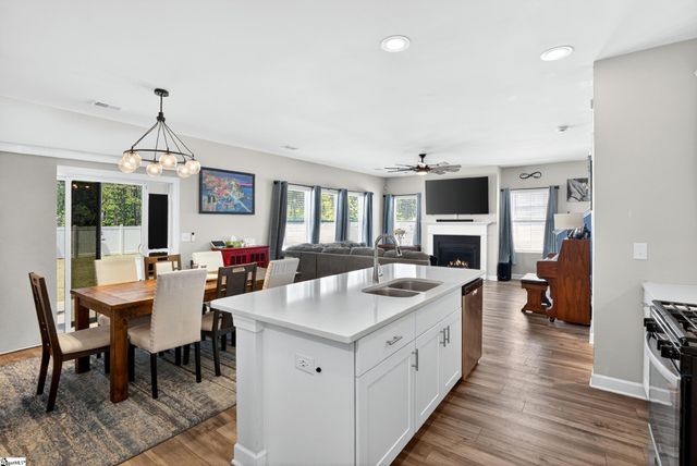 126 Layken Drive, Fountain Inn, SC 29644