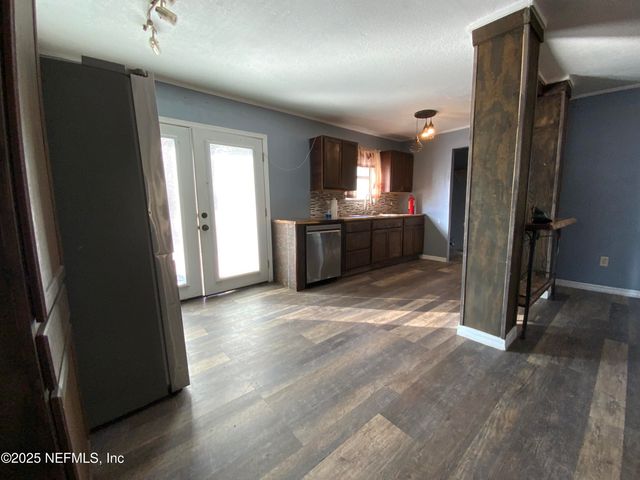 155 LIME Avenue, Pomona Park, FL 32181