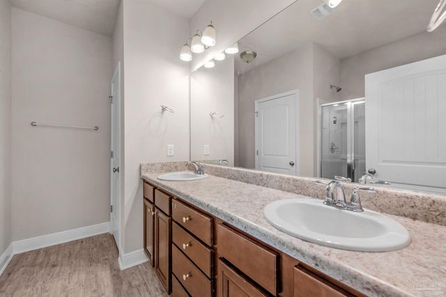 8645 Bucklebury Dr, Pensacola, FL 32507