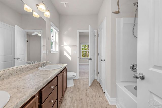 8645 Bucklebury Dr, Pensacola, FL 32507