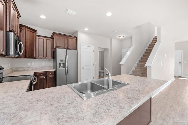 8645 Bucklebury Dr, Pensacola, FL 32507