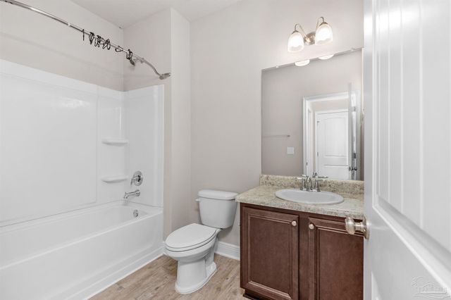 8645 Bucklebury Dr, Pensacola, FL 32507