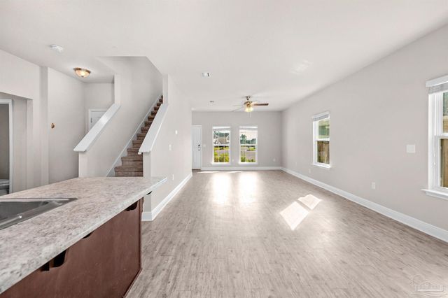 8645 Bucklebury Dr, Pensacola, FL 32507