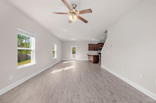 8645 Bucklebury Dr, Pensacola, FL 32507