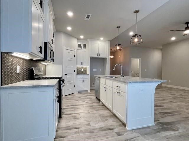 1037 Parker Lane, Pea Ridge, AR 72751