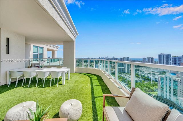 3330 NE 190th St UPH11, Aventura, FL 33180