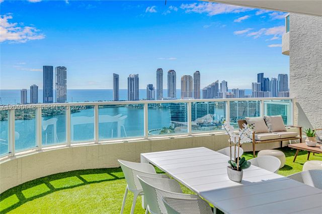 3330 NE 190th St UPH11, Aventura, FL 33180