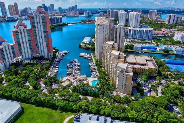 3330 NE 190th St UPH11, Aventura, FL 33180