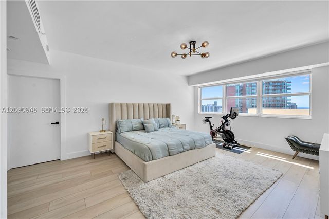 3330 NE 190th St UPH11, Aventura, FL 33180