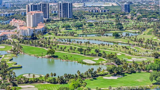 3330 NE 190th St UPH11, Aventura, FL 33180