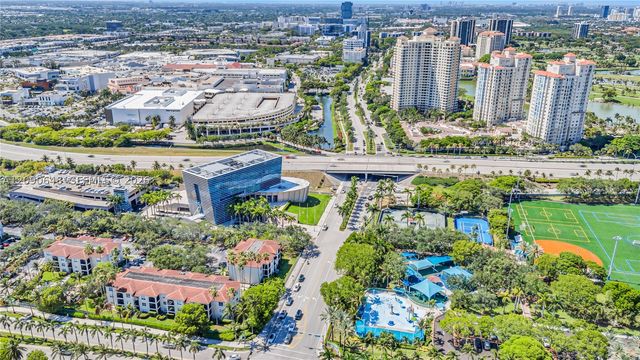 3330 NE 190th St UPH11, Aventura, FL 33180
