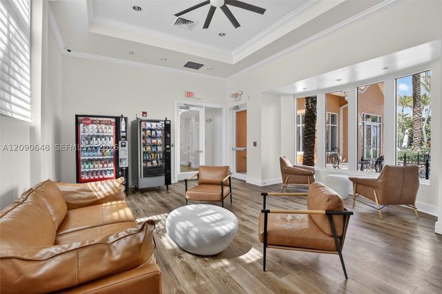 3330 NE 190th St UPH11, Aventura, FL 33180