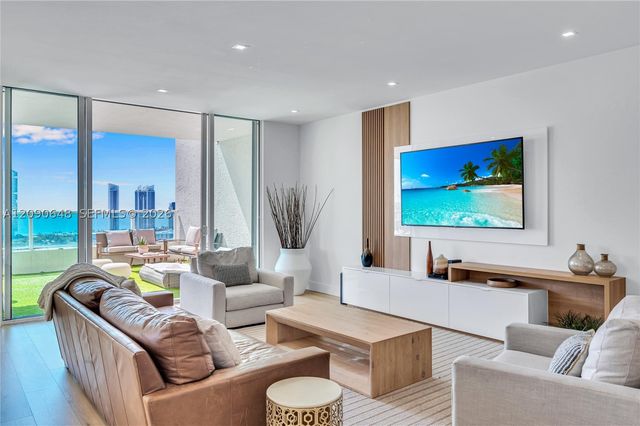 3330 NE 190th St UPH11, Aventura, FL 33180
