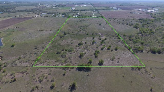 11727 FM 1190, Sanger, TX 76266