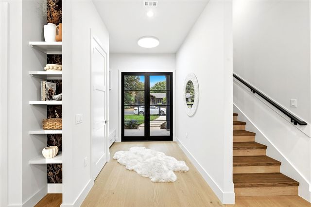 1201 Georgian ST, Austin, TX 78756