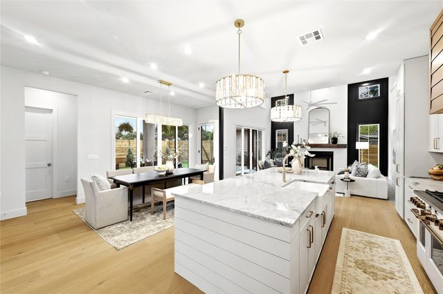 1201 Georgian ST, Austin, TX 78756