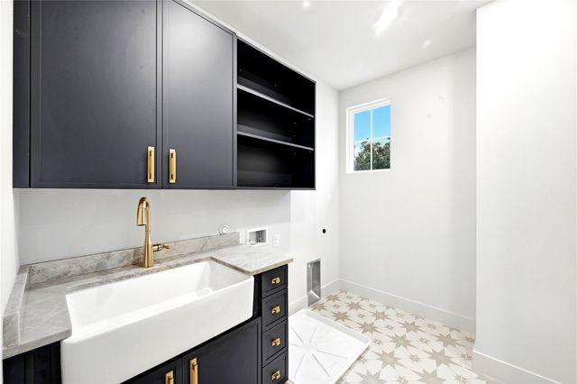 1201 Georgian ST, Austin, TX 78756