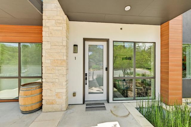 2003 Wilson ST 1, Austin, TX 78704
