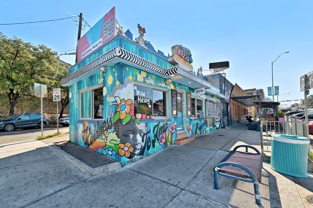 2003 Wilson ST 1, Austin, TX 78704