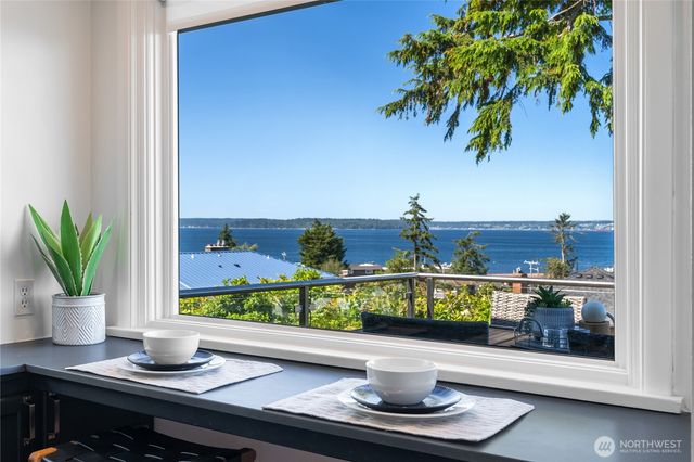 3445 60th Avenue SW, Seattle, WA 98116