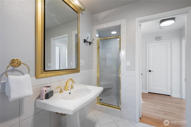 3445 60th Avenue SW, Seattle, WA 98116