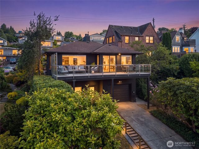 3445 60th Avenue SW, Seattle, WA 98116