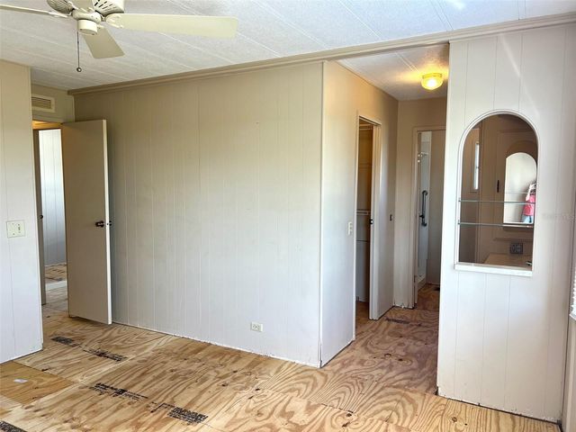 568 FAIRMOUNT DRIVE, North Port, FL 34287