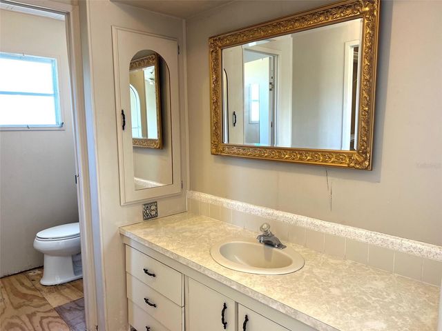 568 FAIRMOUNT DRIVE, North Port, FL 34287