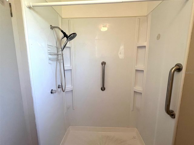 568 FAIRMOUNT DRIVE, North Port, FL 34287