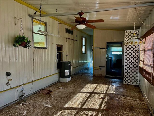 568 FAIRMOUNT DRIVE, North Port, FL 34287