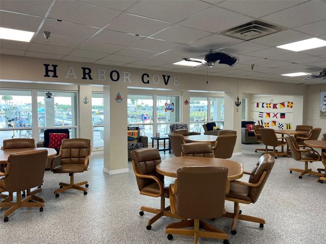 568 FAIRMOUNT DRIVE, North Port, FL 34287