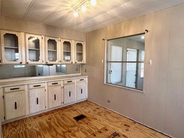 568 FAIRMOUNT DRIVE, North Port, FL 34287