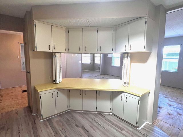 568 FAIRMOUNT DRIVE, North Port, FL 34287