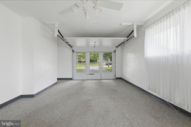 264 S 6TH ST, Mount Wolf, PA 17347