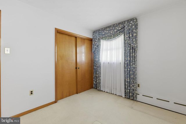 264 S 6TH ST, Mount Wolf, PA 17347