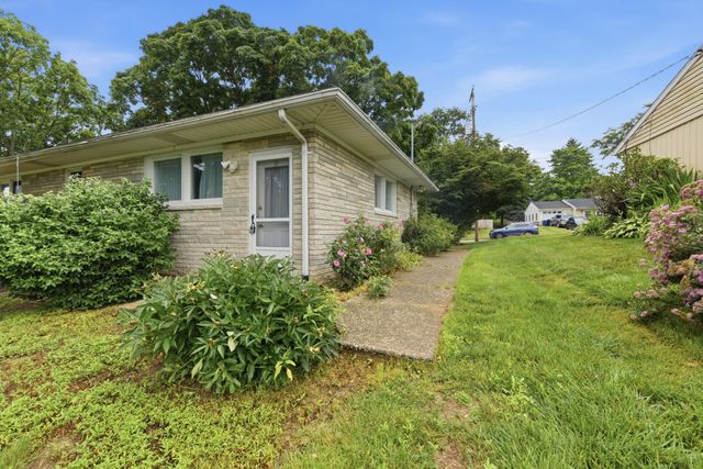 264 S 6TH ST, Mount Wolf, PA 17347