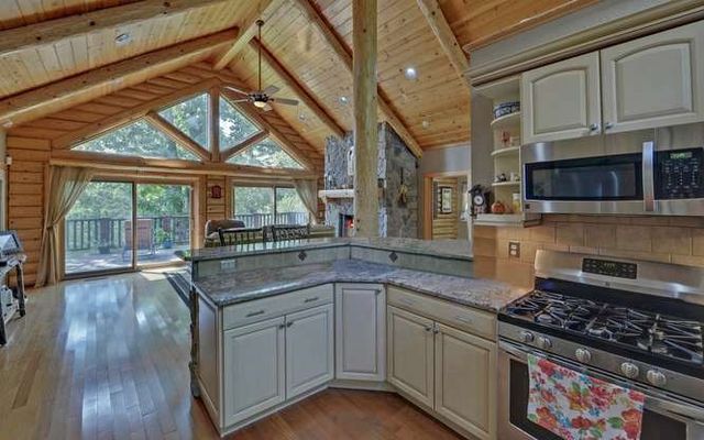 46 Fall View Road, Blairsville, GA 30512