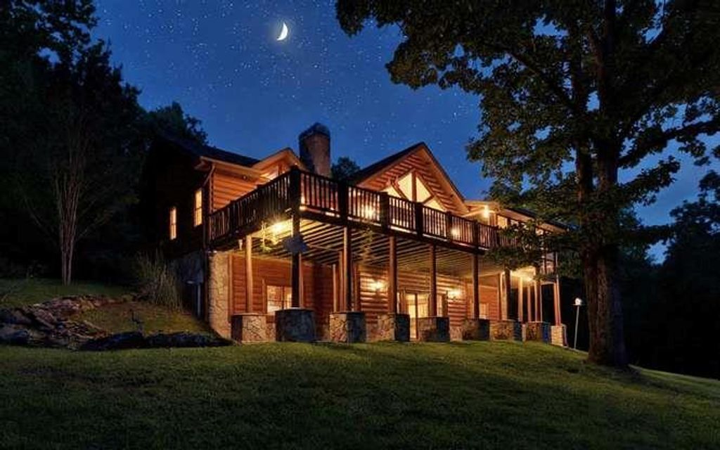 46 Fall View Road, Blairsville, GA 30512