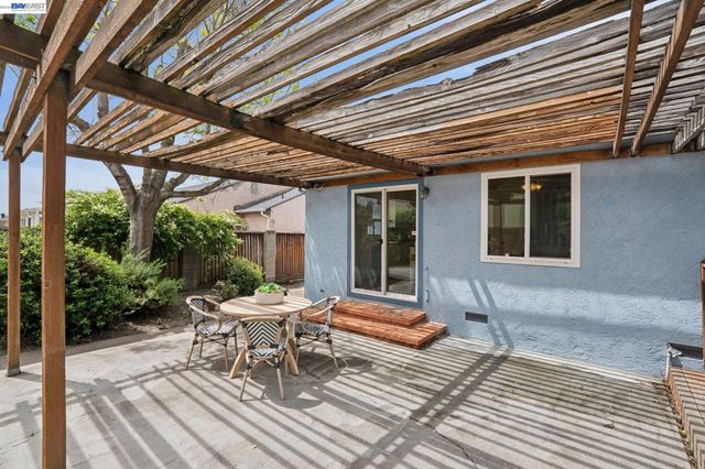 20024 Leroy Dr, Castro Valley, CA 94546