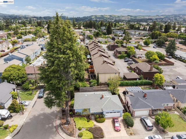 20024 Leroy Dr, Castro Valley, CA 94546