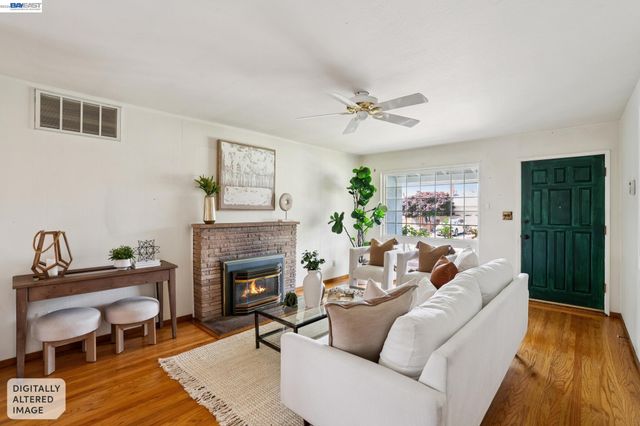 20024 Leroy Dr, Castro Valley, CA 94546