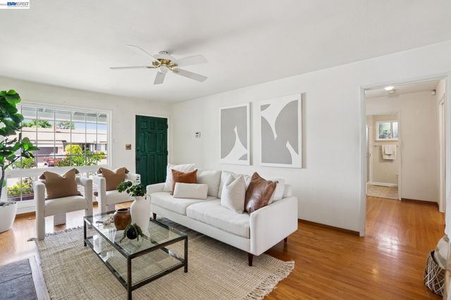 20024 Leroy Dr, Castro Valley, CA 94546