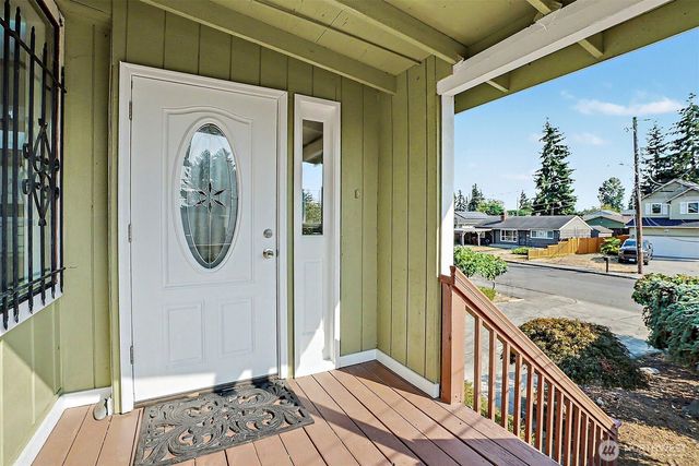 517 E 68th Street, Tacoma, WA 98404