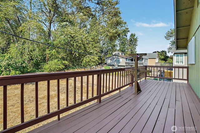 517 E 68th Street, Tacoma, WA 98404